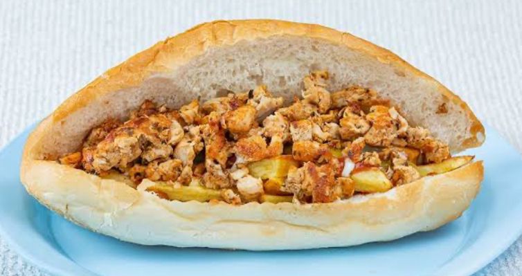Tam Ekmek Arası Tavuk Kavurma
