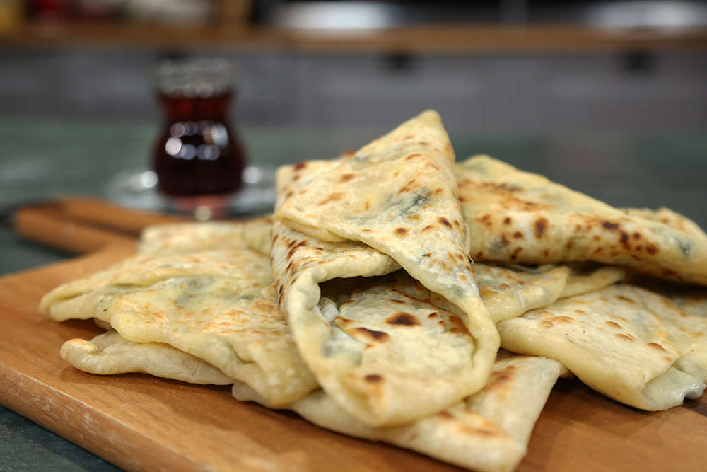 El Açması Peynirli Gözleme Menü