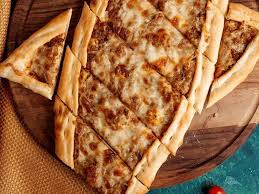 kıymalı kaşarlı pide 1.5