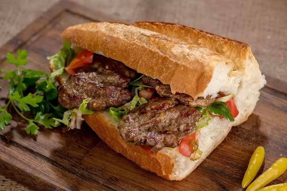 Kasap Köfte Ekmek