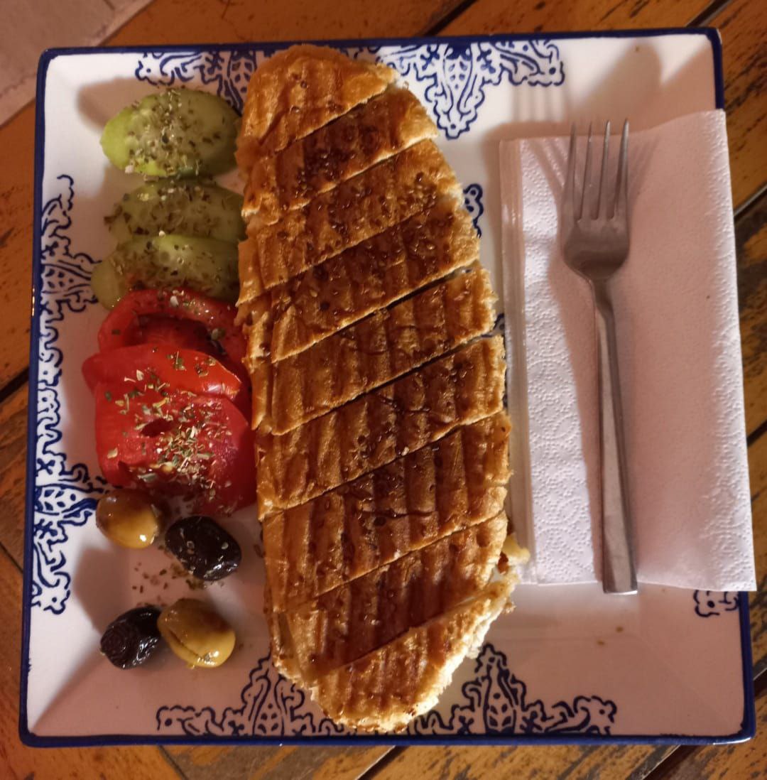 Özel Soslu Tost