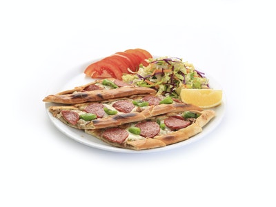 Sucuklu Kaşarlı Pide